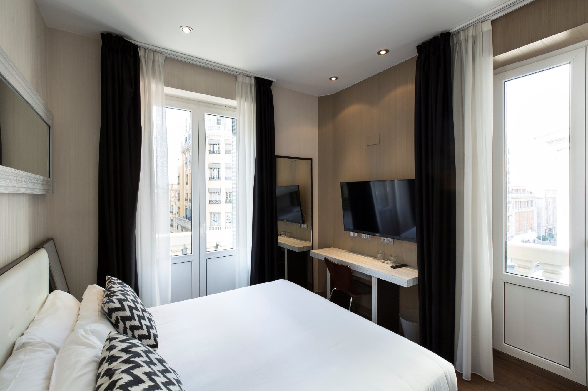 Hotel photo 44 of Petit Palace Triball.