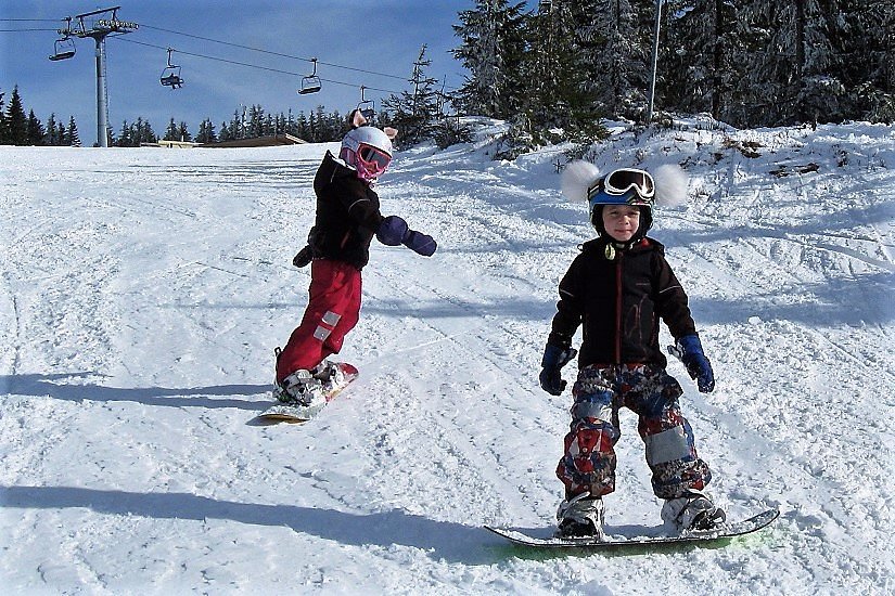 SnowMonkey Ski & Snb School & Rental image