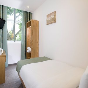 IBIS LONDON HEATHROW AIRPORT $75 ($̶2̶1̶6̶) - Updated 2023 Prices & Hotel  Reviews - Hayes, UK - Greater London