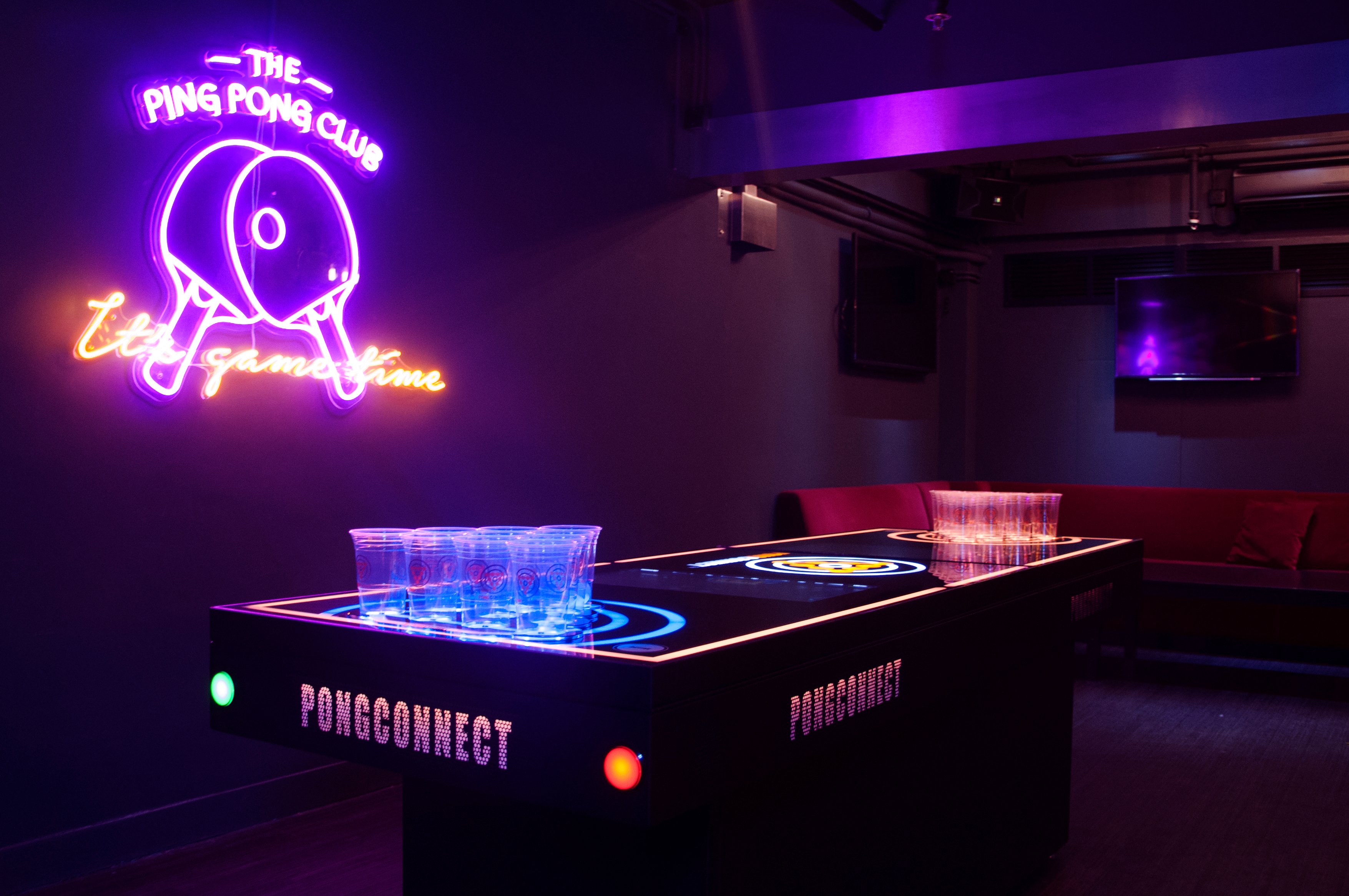 Ping store pong clubs