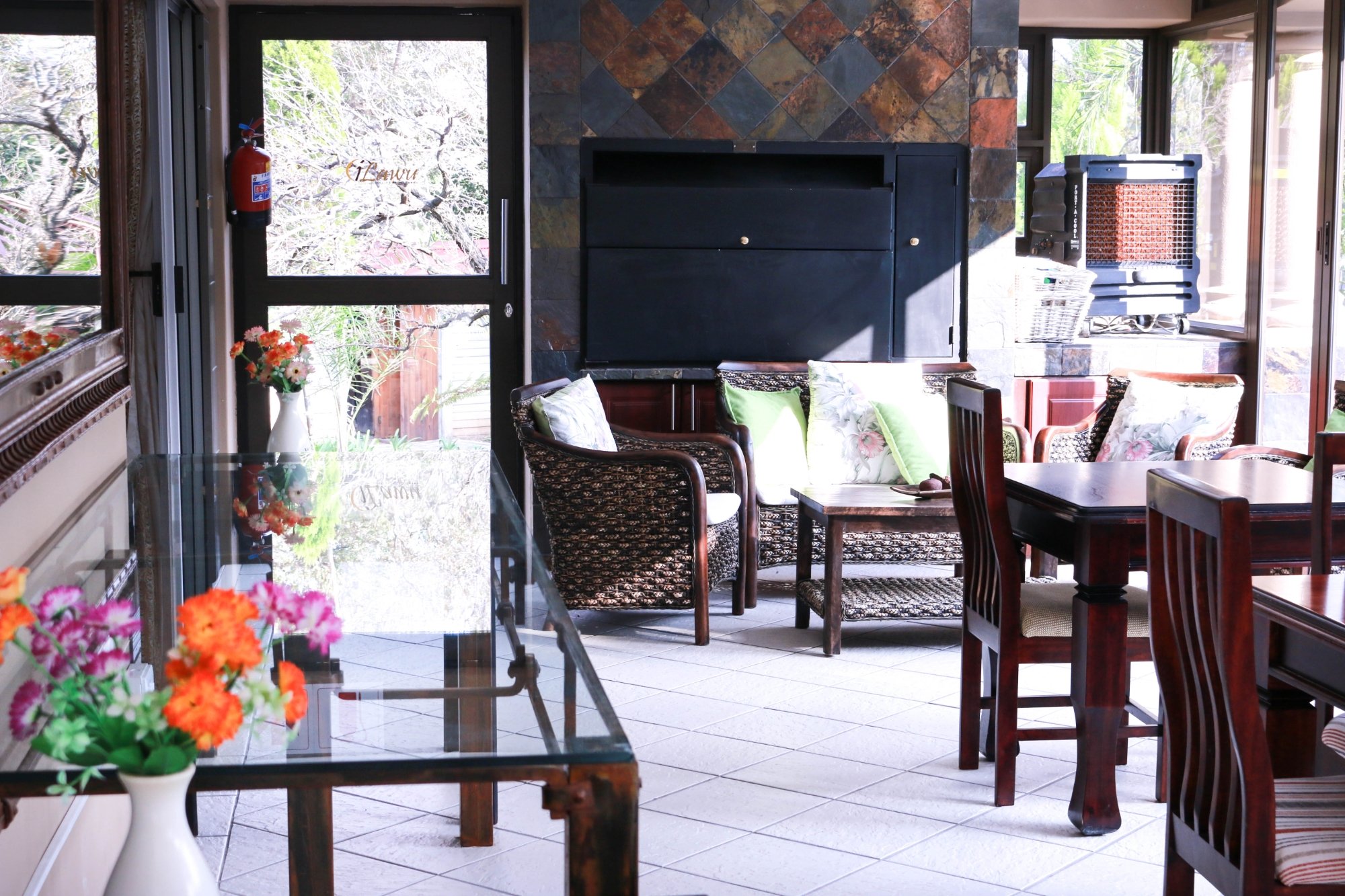 Hotel photo 19 of iLawu Guest Lodge.