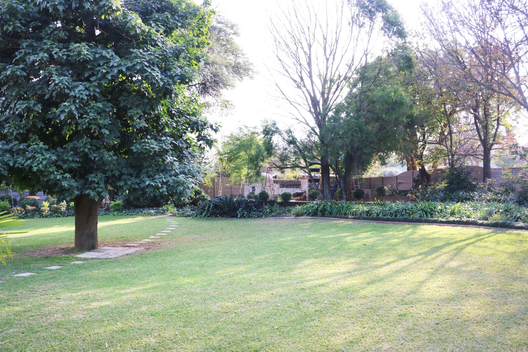 Hotel photo 13 of iLawu Guest Lodge.