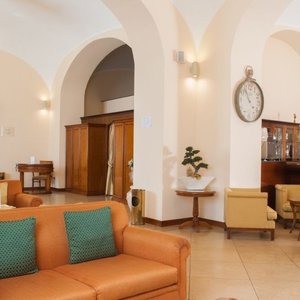 Lounge Bar