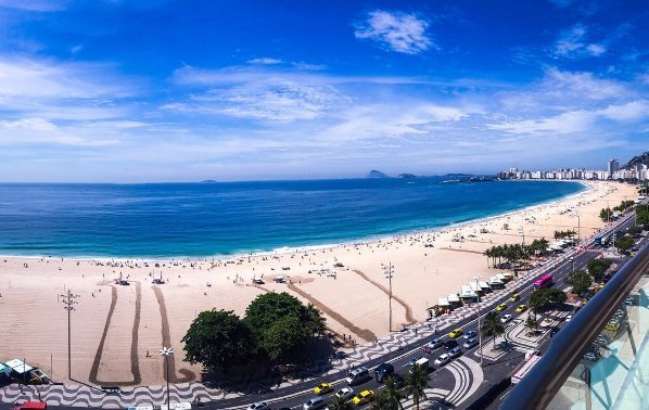 Vista da área da piscina