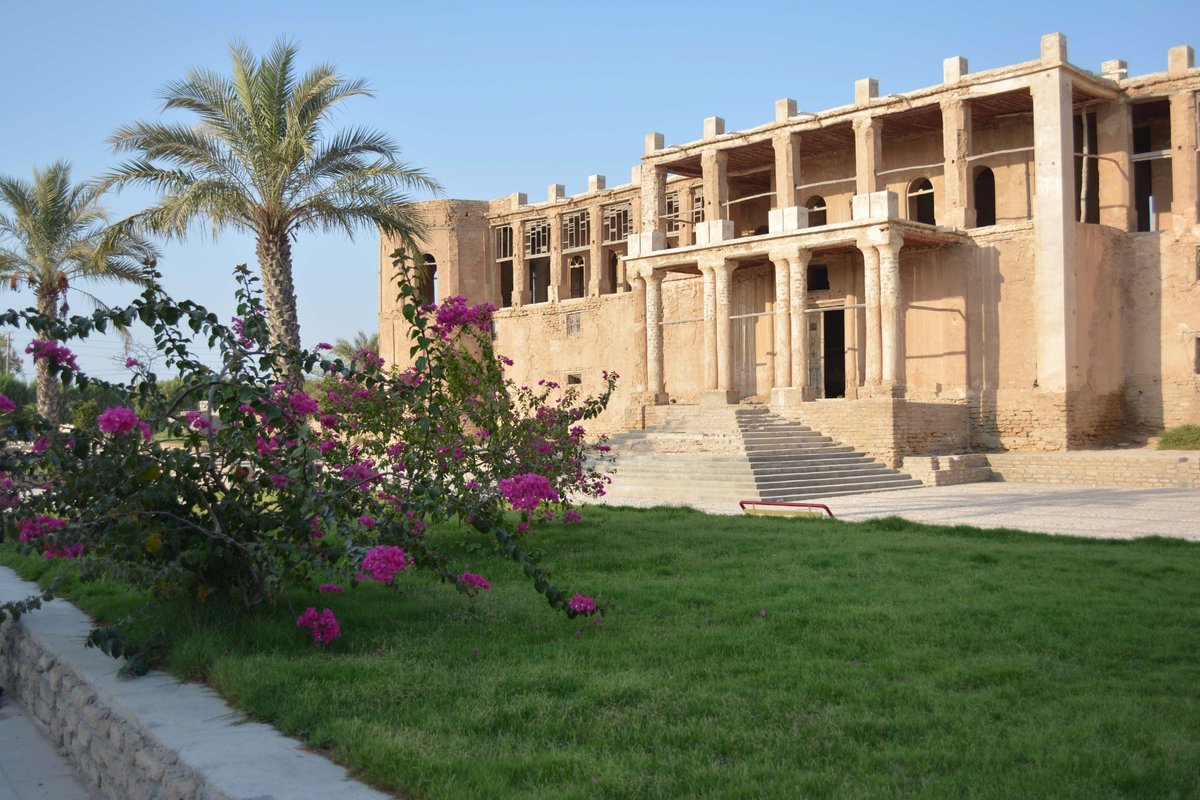 عمارت تاریخی ملک بوشهر | دیجی چارتر