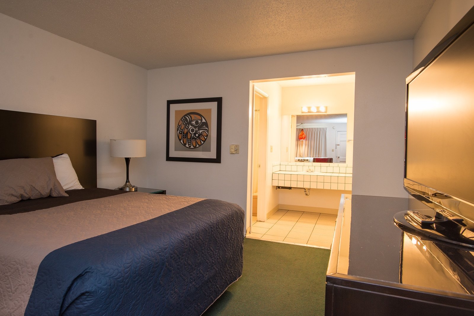Hotel photo 14 of Cougar Land Motel.