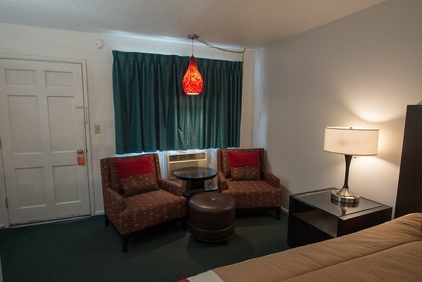 Hotel photo 12 of Cougar Land Motel.