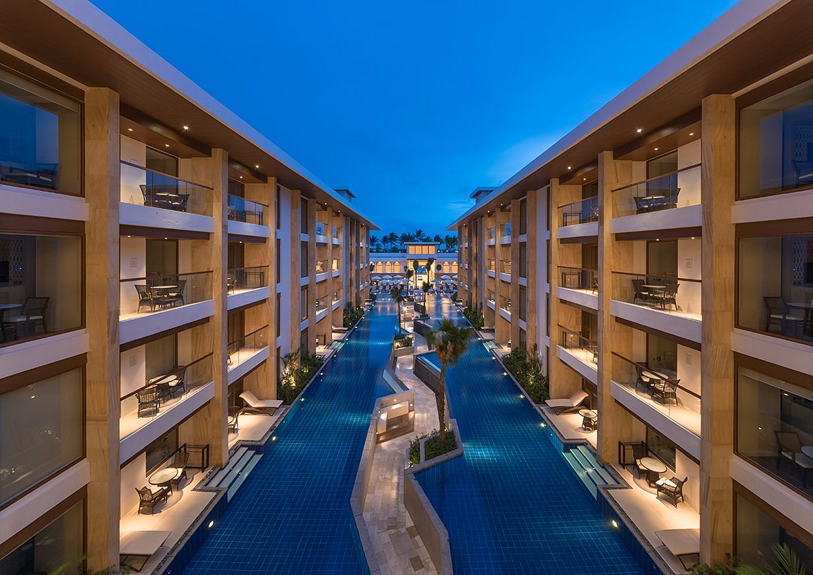 Henann Crystal Sands Resort, hotel em Ásia