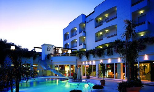 Belvedere Hotel, Your Private Island