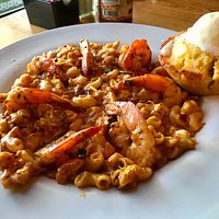 SHRIMP MAC & CHEESE