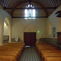 Vue du choeur vers la porte d'entrée