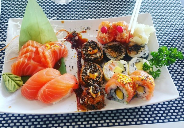 Subarashi Sushi Saloon em Vila Nova de Gaia Cardápio