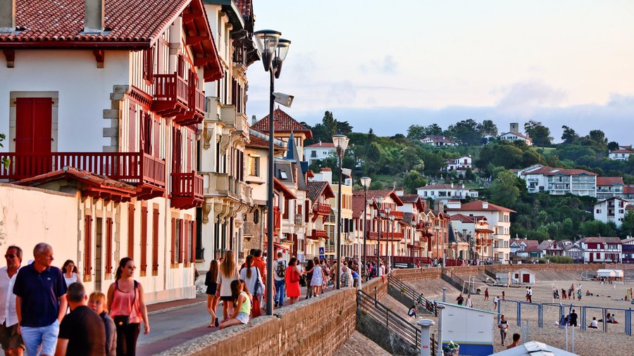Les maisons de la balade sur le front de mer à Saint-Jean-de-Luz