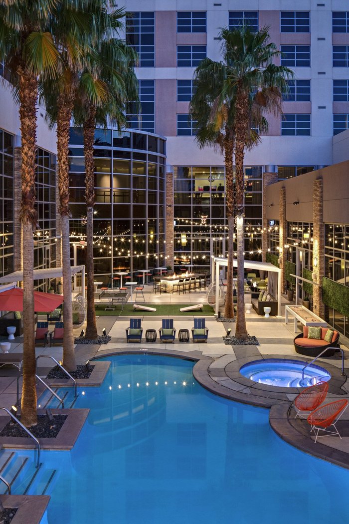 Renaissance Las Vegas Hotel Pool Pictures & Reviews Tripadvisor