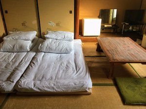 客室 & スイート
