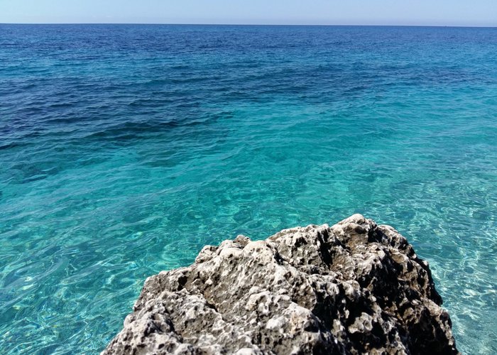 Mare dallo scoglio