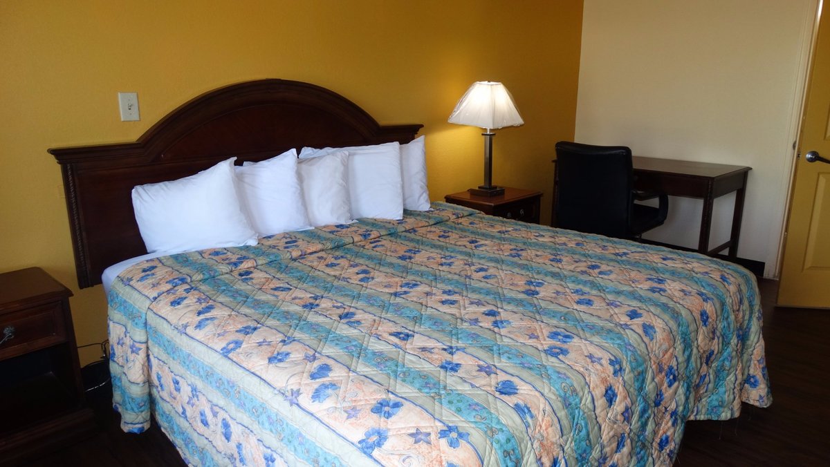 Days Inn by Wyndham Ridgeland South Carolina Rooms: Pictures & Reviews ...