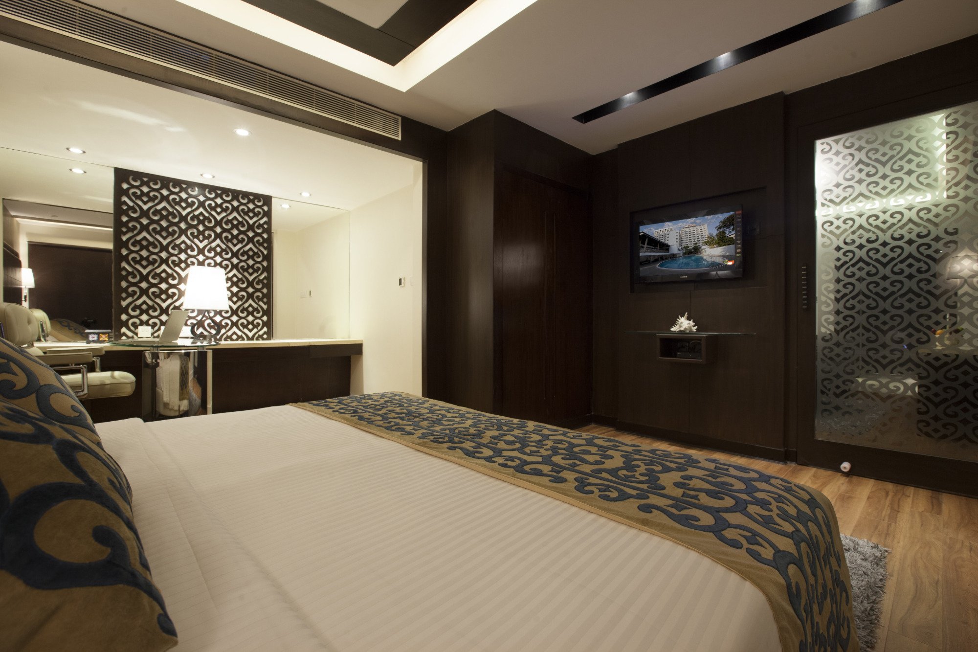 Hotel photo 4 of Savera Hotel.