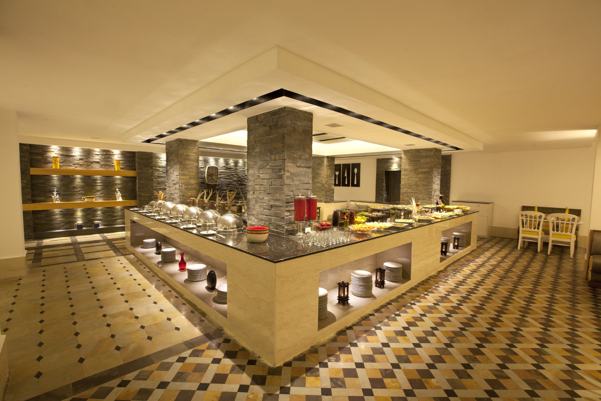 Hotel photo 10 of Savera Hotel.