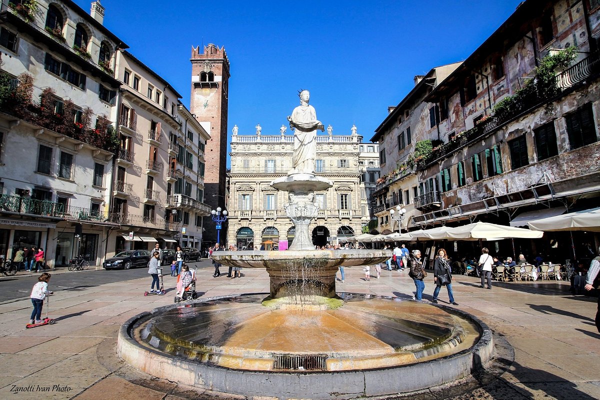 Piazza delle Erbe (Verona, Ý) - Đánh giá - Tripadvisor