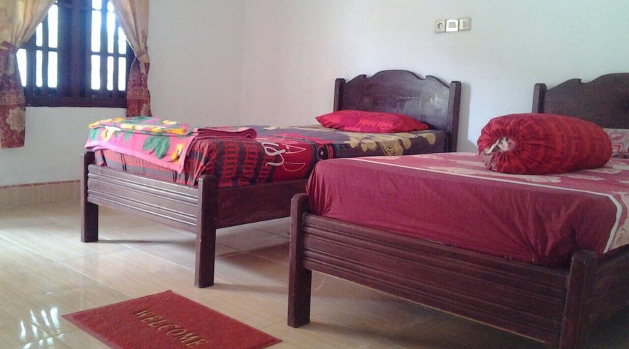 Friendly family owned accommodation. He will cater to your needs. Just communicate with him and 