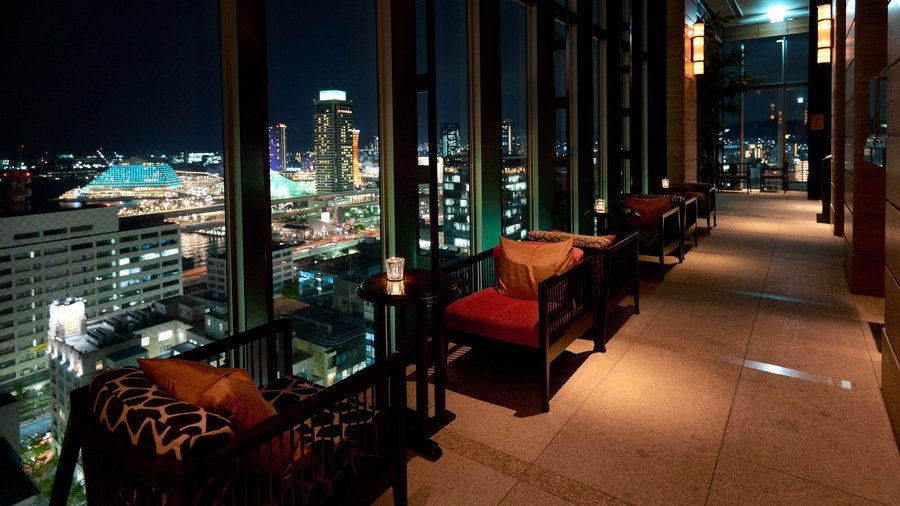 Lounge space on the 17th floor