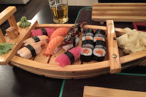 Sushi set with delivery in Chisinau