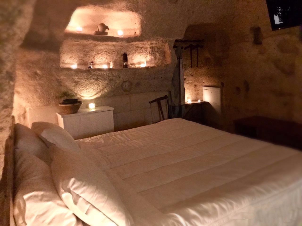 THYMUS RESIDENCE NEI SASSI - Updated 2024 Prices & Guest house Reviews (Matera, Italy) THYMUS RESIDENCE NEI SASSI - Updated 2024... 