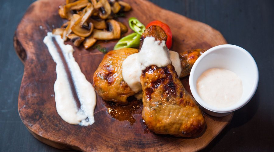 Chicken with mushroom sauce