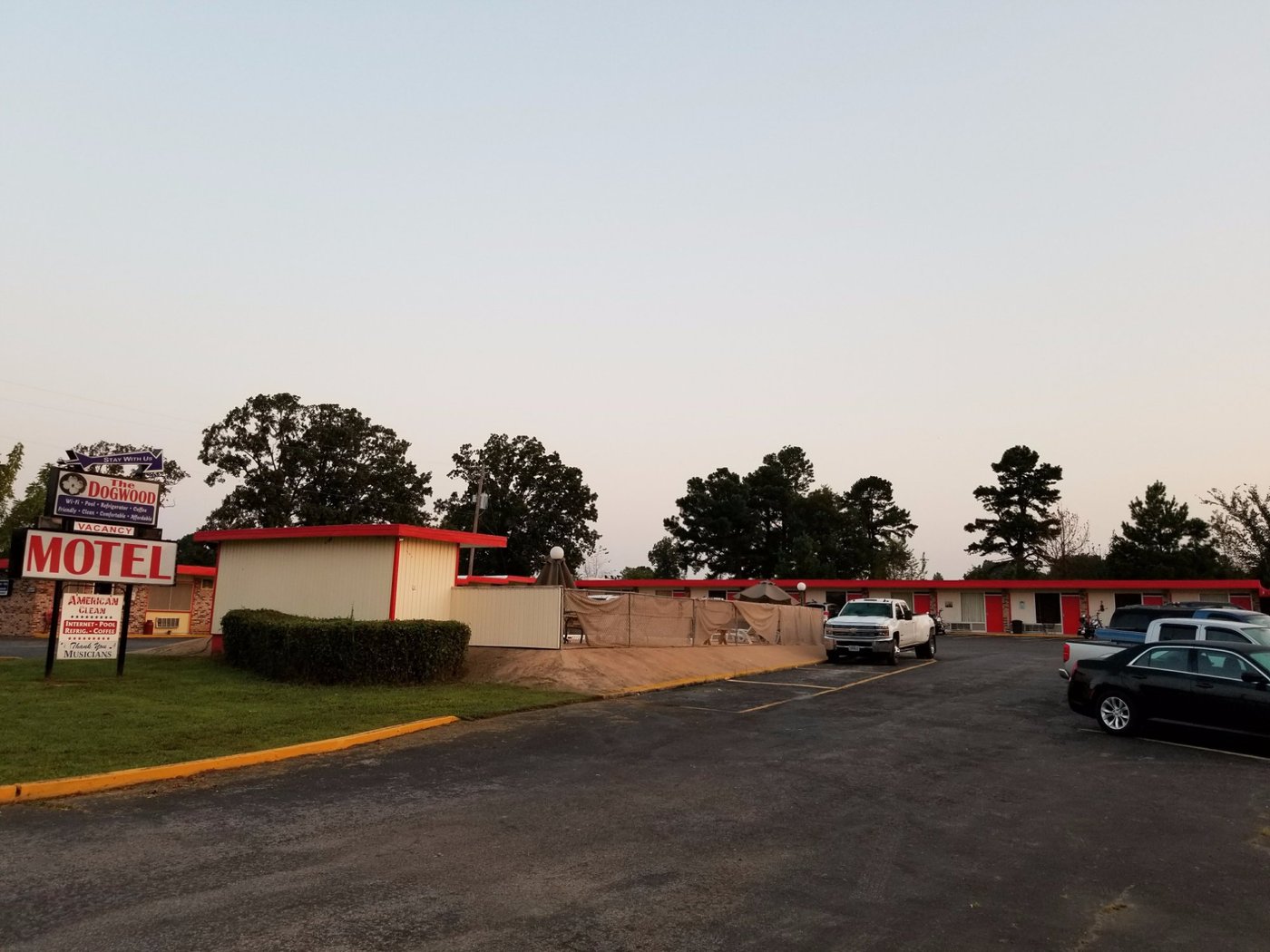 Your Home Away From Home: Arkansas Super 8 Motel and RV Park - A Budget-Friendly Oasis