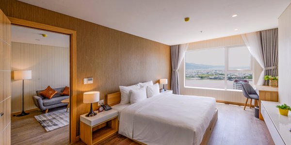 Top 6 khách sạn có bể bơi đẹp tại đà nẵng tha hồ sống ảo