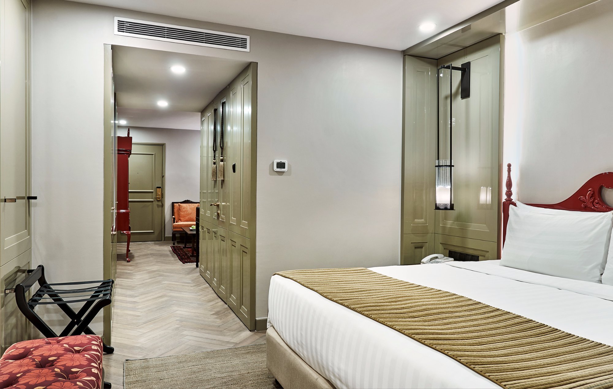 Goodwood Park Hotel by null