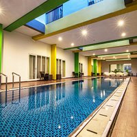 Indoor Adultt Pool (100m long)