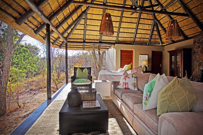 NDLOVU SAFARI LODGE (Welgevonden Game Reserve) - Specialty Hotel ...