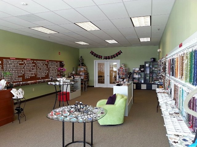 The Twisted Bead & Rock Shop image