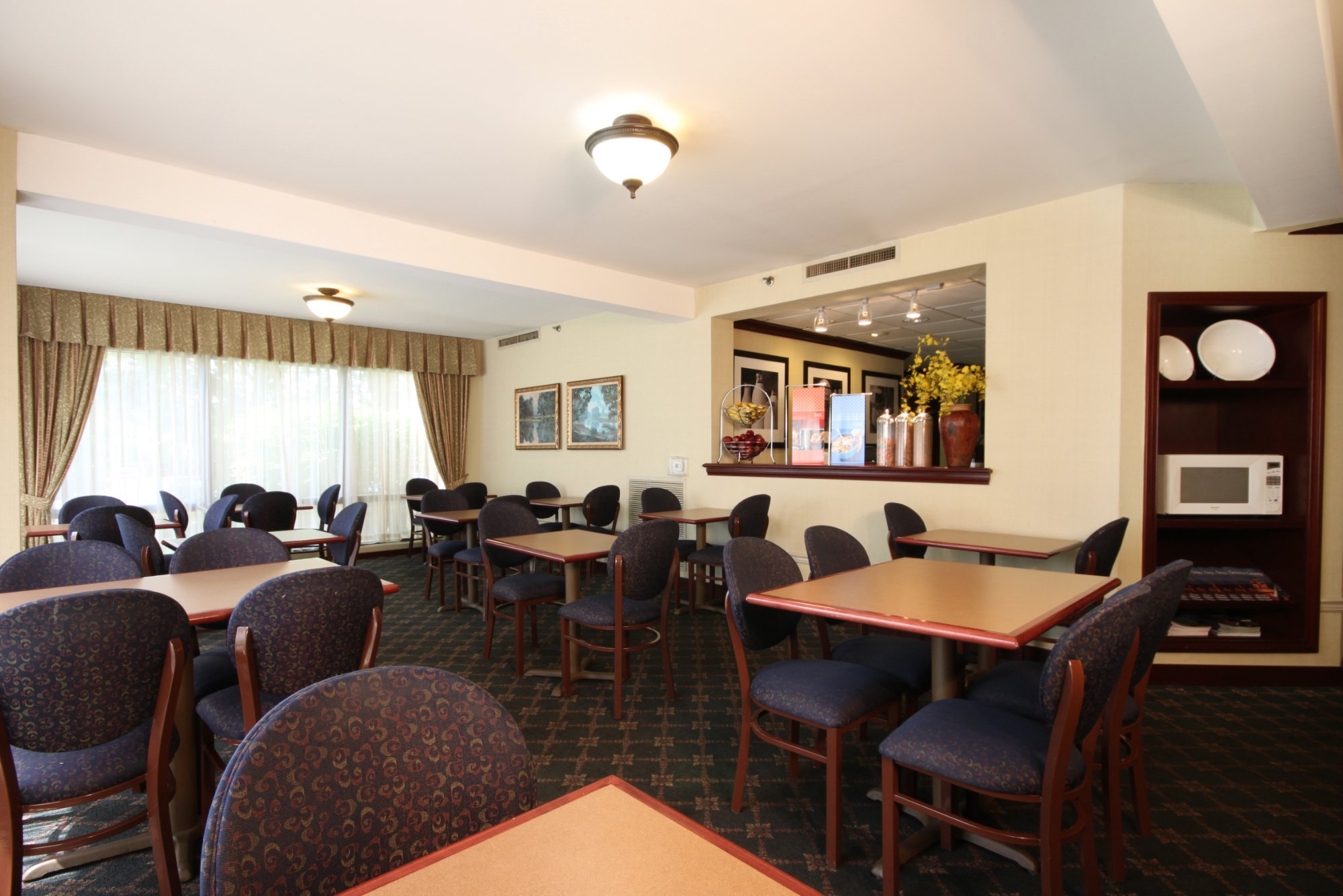 Hotel photo 19 of SureStay Hotel by Best Western Secaucus Meadowlands.