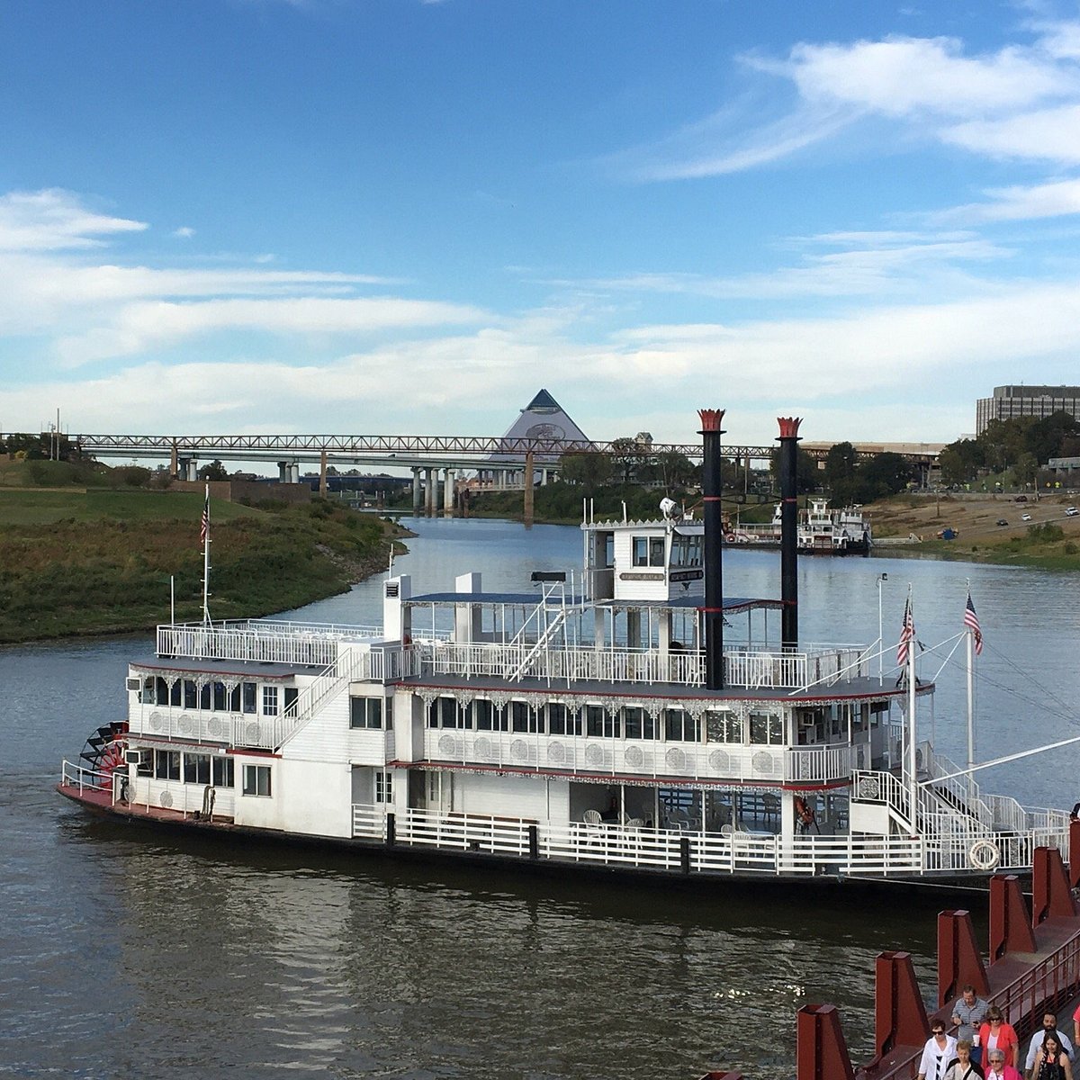 riverboat memphis cruise