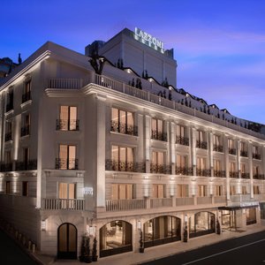 Lazzoni Hotel, hotel in Istanbul