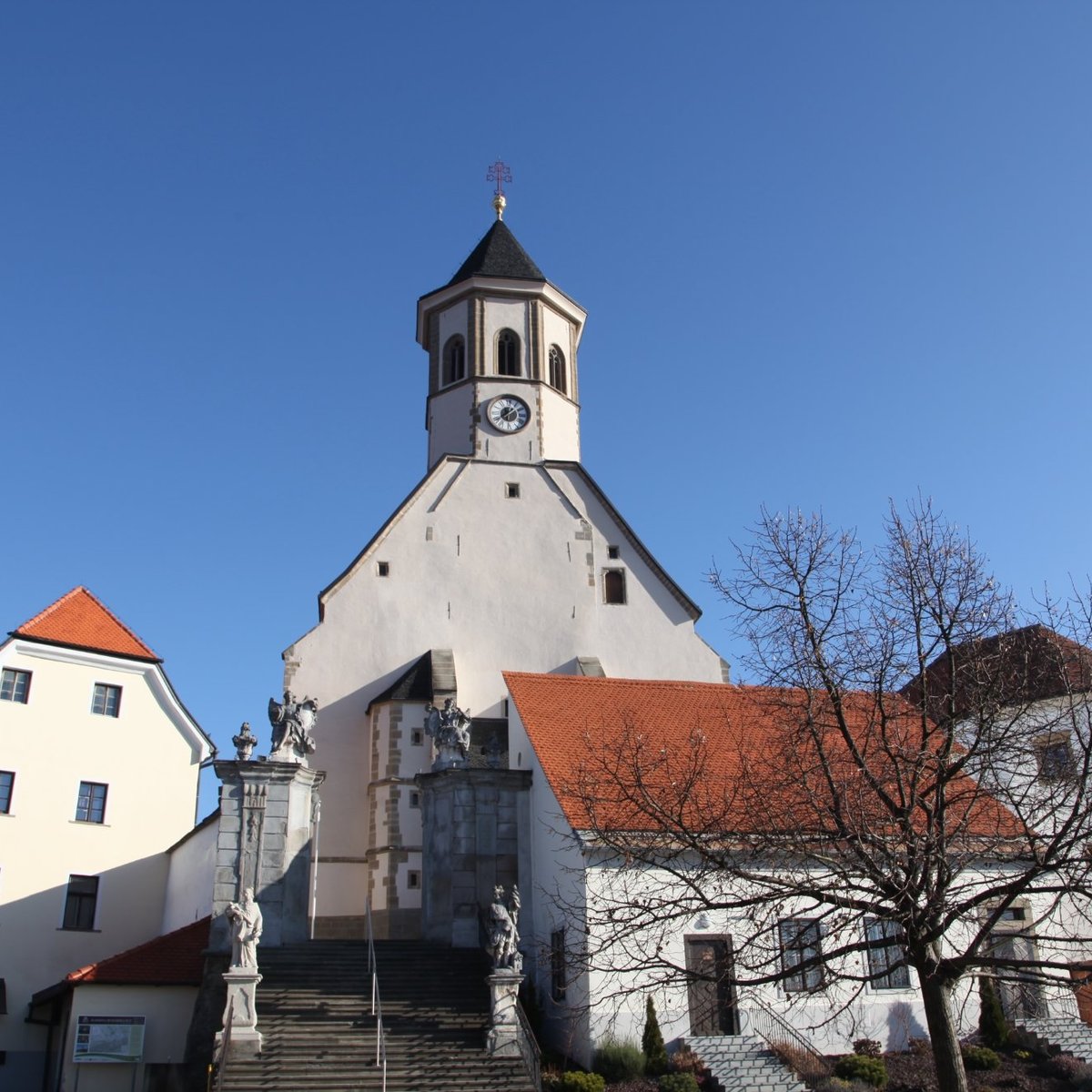 Cerkev SV Bolfenka, Jelovice