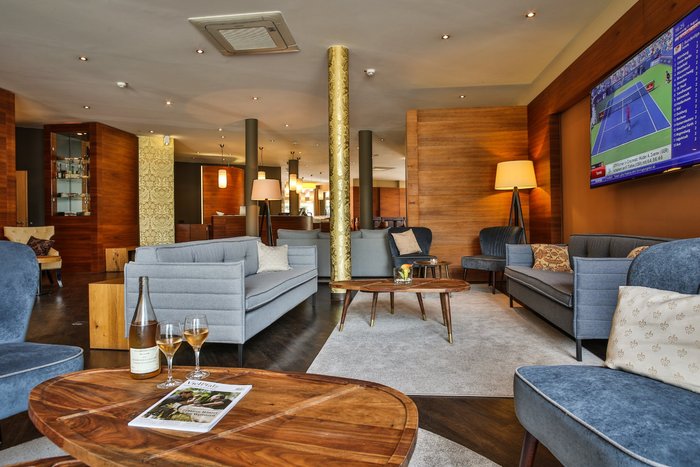 Hotel Bacchus Bar or Lounge: Pictures & Reviews - Tripadvisor