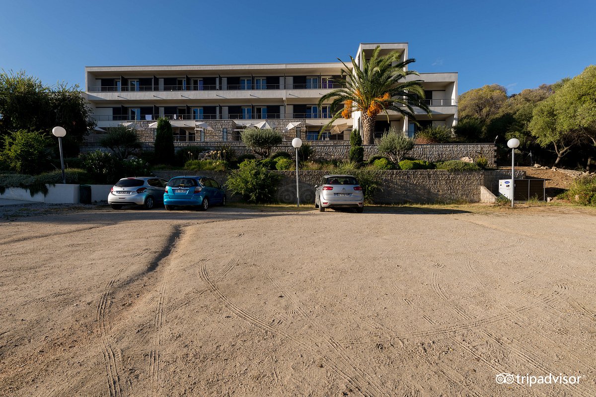 Hotel Les Eucalyptus โรงแรมใน Corsica