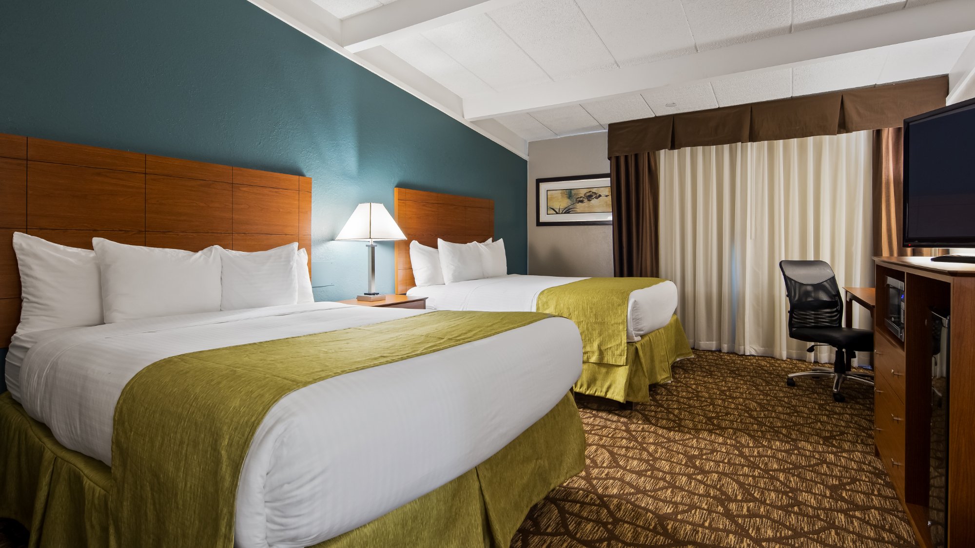 Hotel photo 50 of Best Western Hospitality Hotel & Suites.