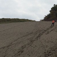 砂山の斜面