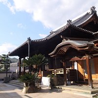 被爆建物に指定されている本堂