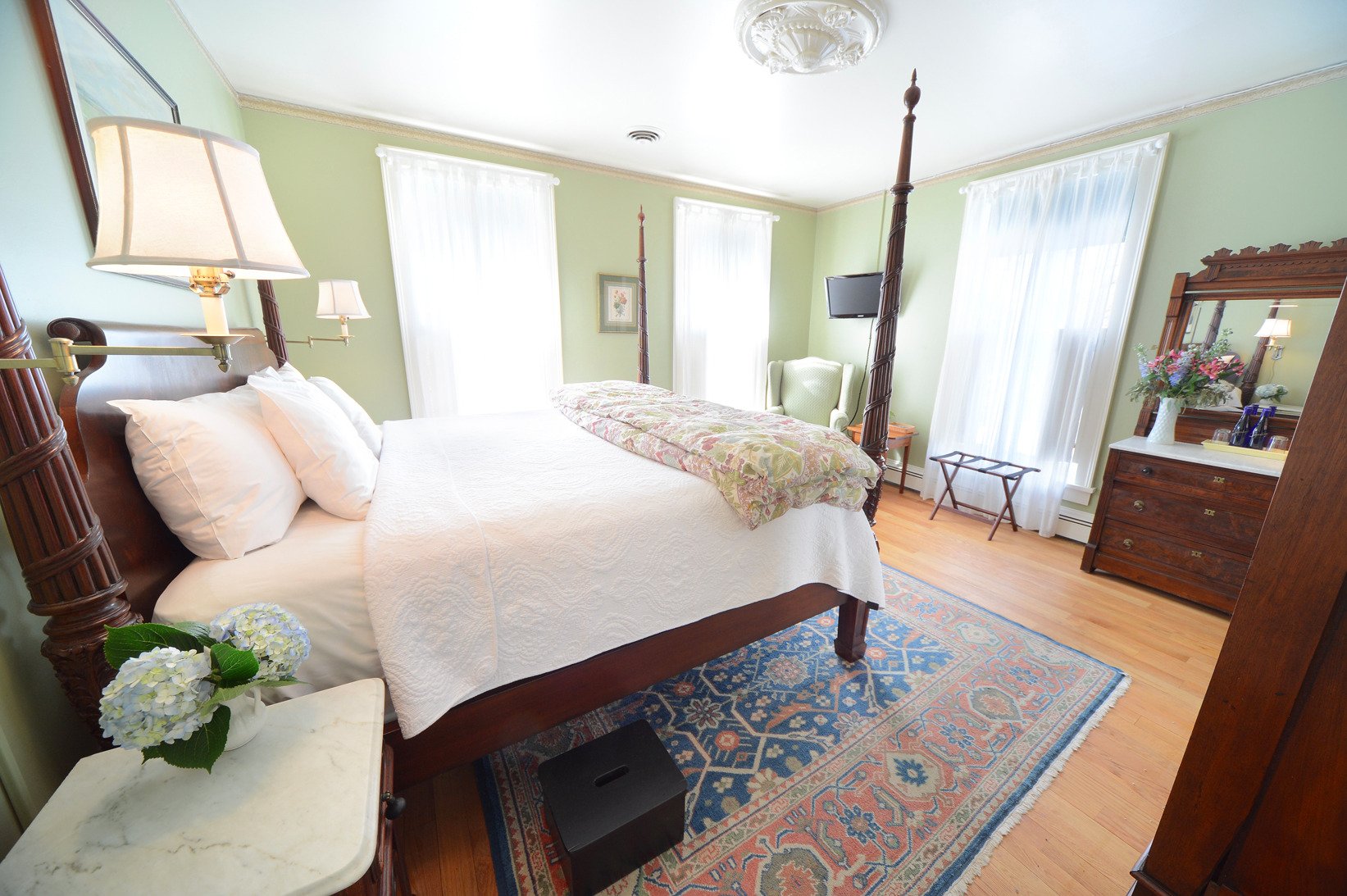 The Springwater Bed & Breakfast Rooms: Pictures & Reviews - Tripadvisor