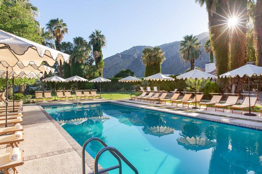 ingleside hotel pool hours