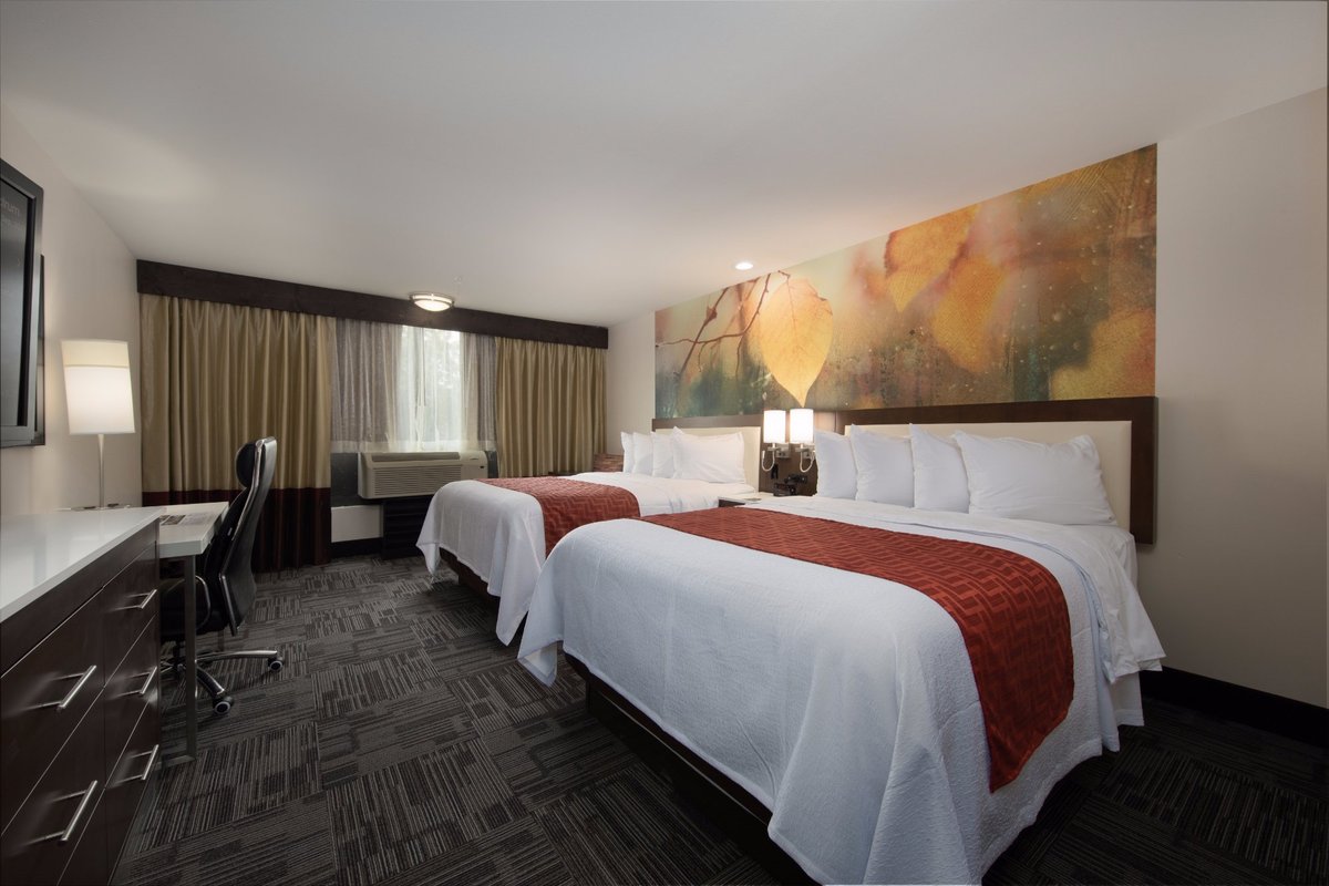 Brookfield-milwaukee Hotel $109 ($̶1̶5̶1̶) - Updated 2022 Prices 