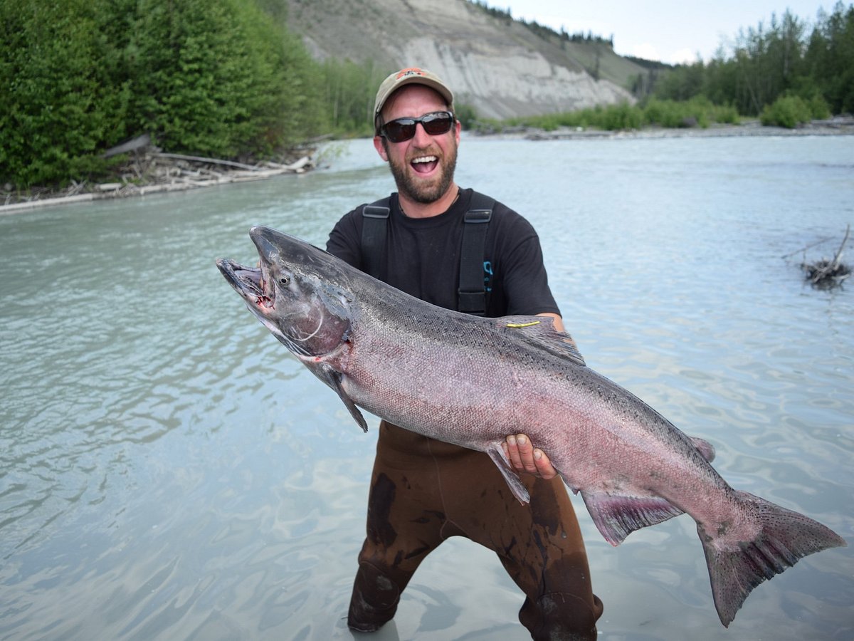 King Salmon fishing on the Klutina River, Alaska. The Klutina River king  salmon season is open