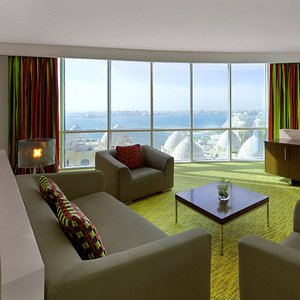 Hilton Doha, hotel in Doha