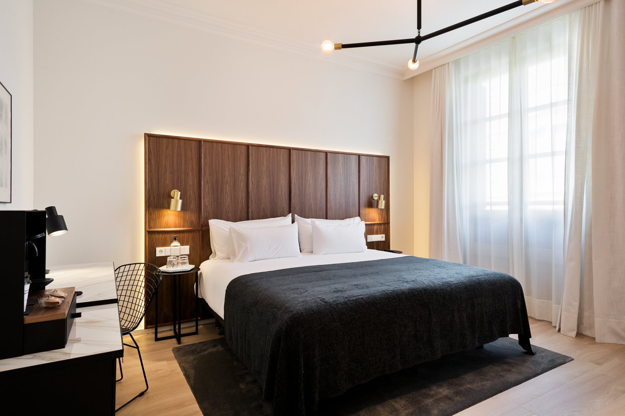 YURBBAN PASSAGE HOTEL & SPA - Updated 2022 (Barcelona, Catalonia)